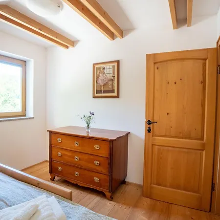 아파트 Horse Farm Pr' Kolenc *