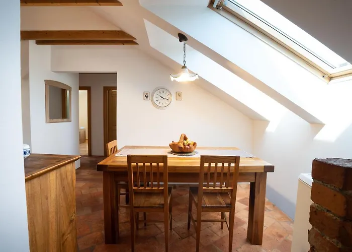 Horse Farm Pr' Kolenc