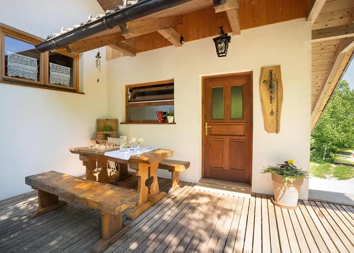 Apartma Horse Farm Pr' Kolenc *